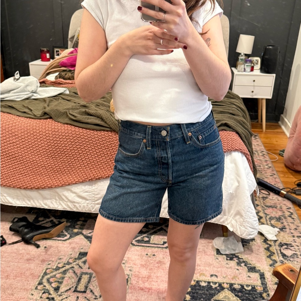 Levi’s Mid Thigh Jean Shorts